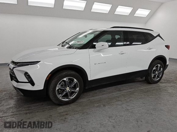 2024 Chevrolet Blazer LT с VIN 3GNKBJR44RS195547, выставлен на аукционе Copart как лот 43275205 с пробегом 25 318 миль миль и Чистый • Clean title. История ставок и продаж доступна на DreamBid. Изображение 1.