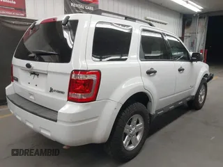 2011 Ford Escape Hybrid с VIN 1FMCU5K36BKC53834, выставлен на аукционе IAAI как лот 42255622 с пробегом 90 271 миль миль и . История ставок и продаж доступна на DreamBid. Изображение 4.