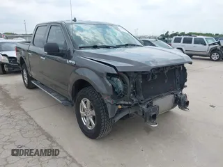 2018 Ford F-150 XL z VIN 1FTEW1EGXJKD18696, wystawiony jako IAAI lot #42128458 z przebiegiem 80 811 mil mil oraz . Historia ofert i sprzedaży dostępna na DreamBid. Obrazek 1.