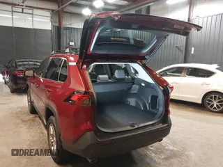 2022 Toyota RAV4 XLE with VIN 2T3P1RFV7NW271577, listed as a IAAI auction lot 42570463 with 20,106 mi miles and . Bid and sale history available at DreamBid. Image 3.