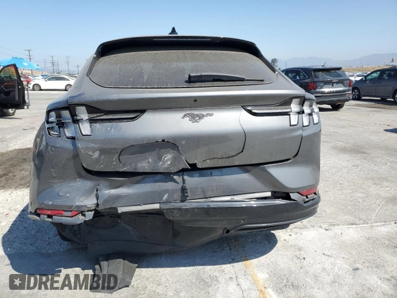 2023 Ford Mustang Mach-E Premium z VIN 3FMTK3RM4PMA41216, wystawiony jako Copart lot #59234645 z przebiegiem 47 223 mil mil oraz Szkoda całkowita • Salvage title. Historia ofert i sprzedaży dostępna na DreamBid. Obrazek 6.