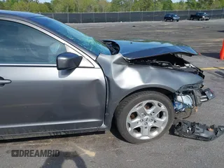 2010 Ford Fusion SE with VIN 3FAHP0HA9AR233281, listed as a IAAI auction lot 41916675 with 73,318 mi miles. Bid and sale history available at carsss.com. Image 19.