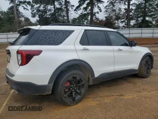 2024 Ford Explorer ST with VIN 1FM5K8GCXRGA12283, listed as a Copart auction lot 42948895 with Not Provided miles and Salvage Title. Bid and sale history available at carsss.com. Image 3.