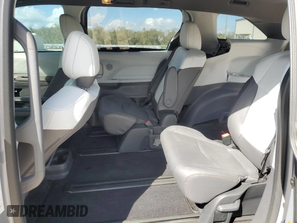 2023 Toyota Sienna XSE with VIN 5TDXSKFC0PS107594, listed as a Copart auction lot 44790745 with 28,679 mi miles and Salvage Title. Bid and sale history available at carsss.com. Image 11.