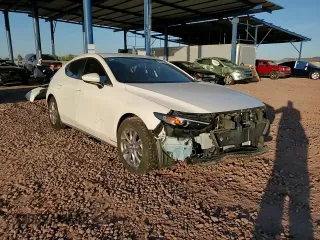 2022 Mazda 3 S with VIN JM1BPAJL3N1507382, listed as a Copart auction lot 60294085 with 28,283 mi miles and Salvage title. Bid and sale history available at DreamBid. Image 14.