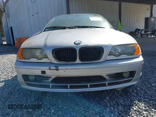 2001 BMW 3 Series 330Ci with VIN WBABS53421JU87323, listed as a IAAI auction lot 41596451 with 1 mi miles. Bid and sale history available at carsss.com. Image 12.