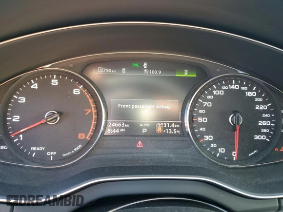 2024 Audi Q5 Komfort with VIN WA1AAAFY0R2062076, listed as a Copart auction lot 52988995 with 24,663 mi miles and Salvage Title. Bid and sale history available at carsss.com. Image 9.