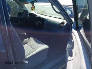 2001 Toyota Tundra SR5 with VIN 5TBRT34171S133199, listed as a IAAI auction lot 41677010 with 321,658 mi miles and . Bid and sale history available at DreamBid. Image 5.
