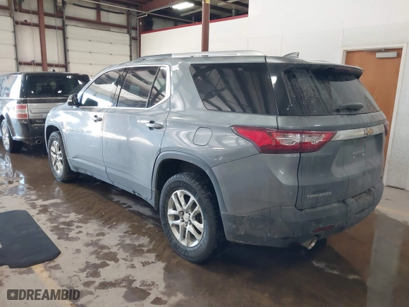 2018 Chevrolet Traverse LT Cloth with VIN 1GNERGKW9JJ148480, listed as a IAAI auction lot 41615478 with 113,157 mi miles. Bid and sale history available at carsss.com. Image 3.