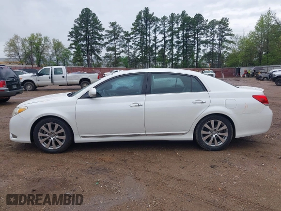 2011 Toyota Avalon with VIN 4T1BK3DB1BU405730, listed as a IAAI auction lot 41895757 with 214,655 mi miles and . Bid and sale history available at carsss.com. Image 15.