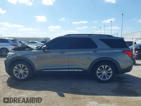 2020 Ford Explorer XLT with VIN 1FMSK7DH9LGB92568, listed as a IAAI auction lot 41812514 with 81,108 mi miles. Bid and sale history available at carsss.com. Image 14.