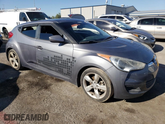 2013 Hyundai Veloster RE:MIX with VIN KMHTC6AD0DU172936, listed as a Copart auction lot 68052323 with 129,704 mi miles and Non Repairable. Bid and sale history available at carsss.com. Image 4.