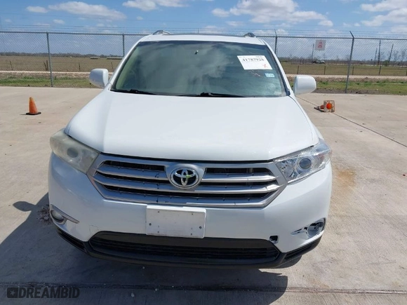 2011 Toyota Highlander Limited with VIN 5TDYK3EH4BS049750, listed as a IAAI auction lot 41787928 with 1 mi miles. Bid and sale history available at carsss.com. Image 6.