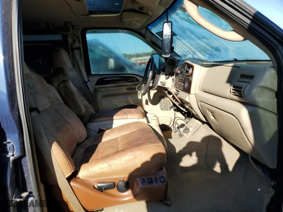 2006 Ford Super Duty F-250 XL with VIN 1FTSW21P96ED78473, listed as a Copart auction lot 41462025 with 220,928 mi miles and Non Repairable. Bid and sale history available at carsss.com. Image 5.