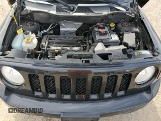 2014 Jeep Patriot Sport z VIN 1C4NJPBA6ED574930, wystawiony jako Copart lot #55684595 z przebiegiem 101 772 mil mil oraz Szkoda całkowita • Salvage title. Historia ofert i sprzedaży dostępna na DreamBid. Obrazek 11.