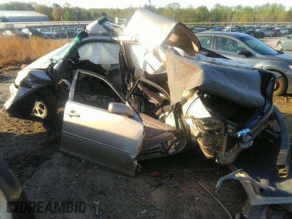 2005 Toyota Camry LE with VIN 4T1BF30K75U110646, listed as a IAAI auction lot 41918449 with Not Provided miles and . Bid and sale history available at DreamBid. Image 3.