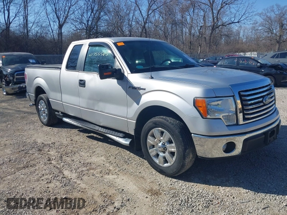 2011 Ford F-150 XL with VIN 1FTEX1CMXBFB22693, listed as a IAAI auction lot 41755565 with 123,982 mi miles. Bid and sale history available at carsss.com. Image 1.