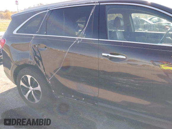 2018 Kia Sorento EX with VIN 5XYPH4A50JG367839, listed as a IAAI auction lot 38003838 with 68,127 mi miles and . Bid and sale history available at DreamBid. Image 6.