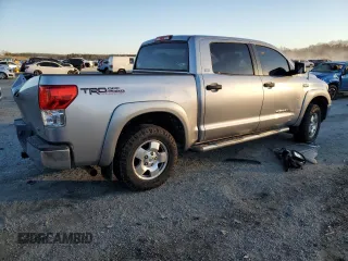 2010 Toyota Tundra z VIN 5TFDW5F1XAX142538, wystawiony jako Copart lot #83667104 z przebiegiem 192 446 mil mil oraz Szkoda całkowita • Salvage title. Historia ofert i sprzedaży dostępna na DreamBid. Obrazek 3.