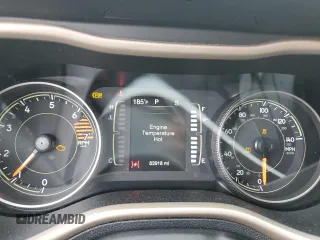 2018 Jeep Cherokee Latitude Tech Connect z VIN 1C4PJMCB1JD543335, wystawiony jako Copart lot #61581975 z przebiegiem 83 918 mil mil oraz Szkoda całkowita • Salvage title. Historia ofert i sprzedaży dostępna na DreamBid. Obrazek 9.