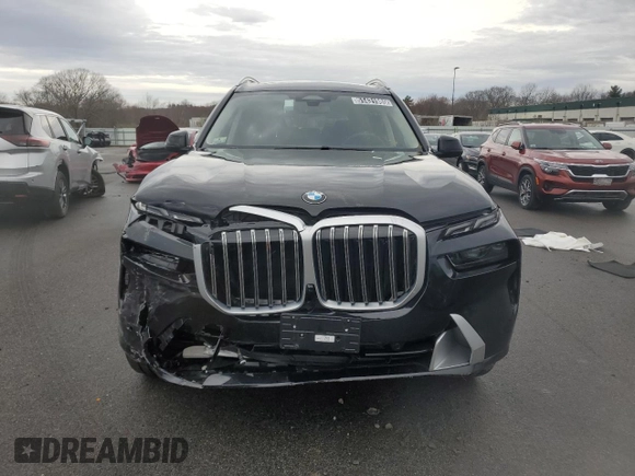 2025 BMW X7 xDrive40i with VIN 5UX23EM02S9W72422, listed as a Copart auction lot 51431985 with 0 mi miles and Clean Title. Bid and sale history available at carsss.com. Image 5.