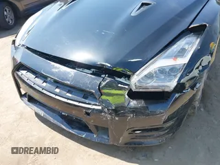 2016 Nissan GT-R Premium с VIN JN1AR5EF8GM290918, выставлен на аукционе IAAI как лот 42476340 с пробегом 23 667 миль миль и . История ставок и продаж доступна на DreamBid. Изображение 6.