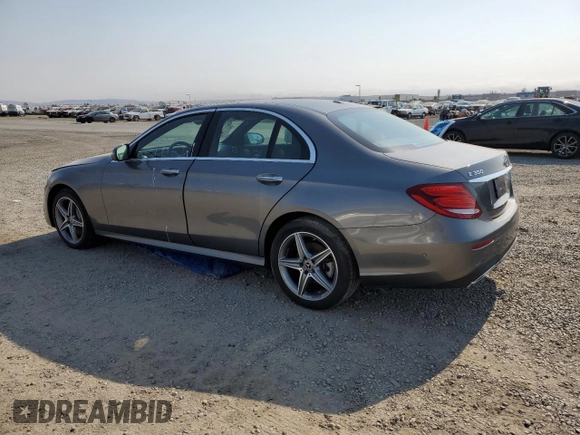 2019 Mercedes-Benz E 300 with VIN WDDZF4KB5KA529703, listed as a Copart auction lot 64953405 with 35,482 mi miles and Clean title. Bid and sale history available at DreamBid. Image 2.