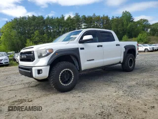 2015 Toyota Tundra SR5 z VIN 5TFDY5F11FX448853, wystawiony jako Copart lot #57134295 z przebiegiem 193 754 mil mil oraz Czysty tytuł • Clean title. Historia ofert i sprzedaży dostępna na DreamBid. Obrazek 1.