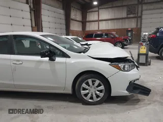 2020 Subaru Impreza с VIN 4S3GTAB64L3702774, выставлен на аукционе IAAI как лот 42048749 с пробегом 70 035 миль миль и . История ставок и продаж доступна на DreamBid. Изображение 18.