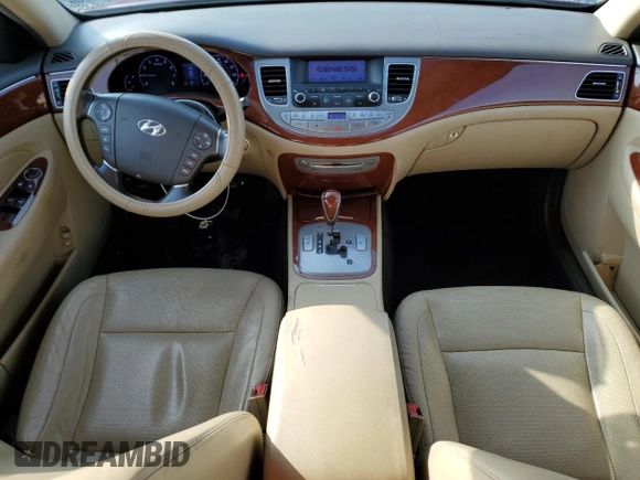 2013 Hyundai Genesis 3.8L z VIN KMHGC4DDXDU209542, wystawiony jako Copart lot #60845625 z przebiegiem 224 186 mil mil oraz Szkoda całkowita • Salvage title. Historia ofert i sprzedaży dostępna na DreamBid. Obrazek 8.