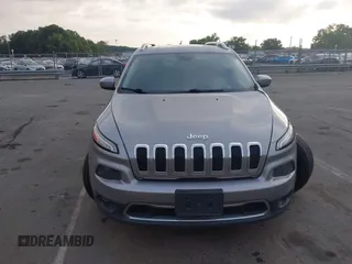 2017 Jeep Cherokee Limited with VIN 1C4PJLDB6HW526697, listed as a IAAI auction lot 42760984 with 191,897 mi miles and . Bid and sale history available at DreamBid. Image 12.