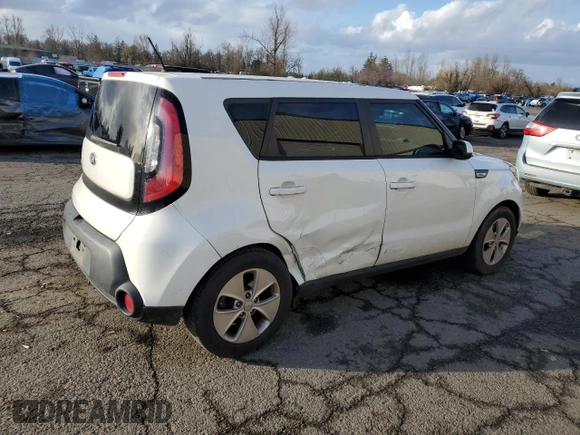 2015 Kia Soul with VIN KNDJN2A22F7221763, listed as a Copart auction lot 47408055 with 101,574 mi miles and Salvage Title. Bid and sale history available at DreamBid. Image 3.
