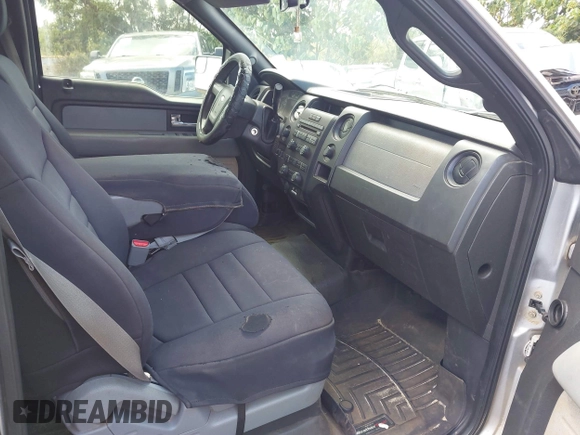 2014 Ford F-150 XL with VIN 1FTFW1EF3EFC96017, listed as a IAAI auction lot 41828150 with 113,599 mi miles. Bid and sale history available at carsss.com. Image 5.