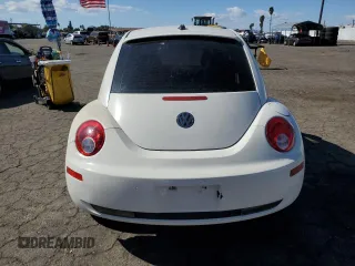 2008 Volkswagen New Beetle Coupe Triple White with VIN 3VWFW31C48M517228, listed as a Copart auction lot 78411264 with 0 mi miles and Salvage Title. Bid and sale history available at carsss.com. Image 6.