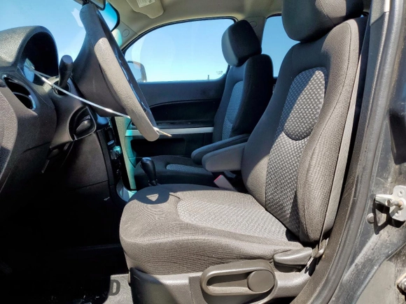 2010 Chevrolet HHR LS with VIN 3GNBAADB3AS610421, listed as a Copart auction lot 57535245 with 137,804 mi miles and Salvage title. Bid and sale history available at DreamBid. Image 7.