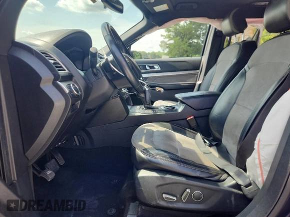 2017 Ford Explorer XLT with VIN 1FM5K7D89HGE10223, listed as a Copart auction lot 62534275 with 144,394 mi miles and Salvage title. Bid and sale history available at DreamBid. Image 7.