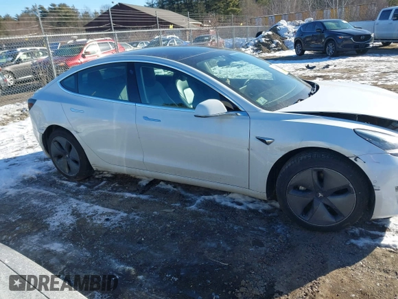 2019 Tesla Model 3 Long Range with VIN 5YJ3E1EBXKF452900, listed as a IAAI auction lot 41454947 with 93,277 mi miles. Bid and sale history available at carsss.com. Image 13.