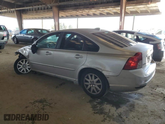 2008 Volvo S40 2.4L with VIN YV1MS390582399871, listed as a Copart auction lot 50610265 with 197,090 mi miles and Salvage Title. Bid and sale history available at carsss.com. Image 2.