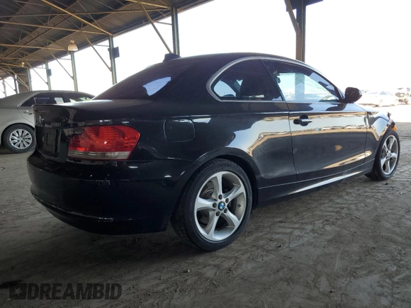 2011 BMW 1 Series 128i with VIN WBAUP7C56BVP21505, listed as a Copart auction lot 52437505 with 124,562 mi miles and Clean Title. Bid and sale history available at DreamBid. Image 3.