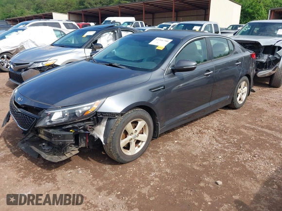 2015 Kia Optima LX z VIN KNAGM4A73F5639519, wystawiony jako IAAI lot #42266700 z przebiegiem 131 101 mil mil oraz . Historia ofert i sprzedaży dostępna na DreamBid. Obrazek 2.