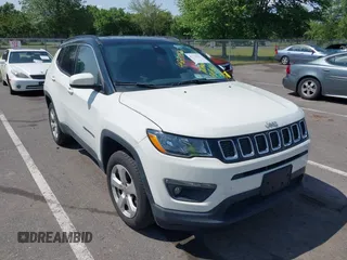 2018 Jeep Compass Latitude с VIN 3C4NJDBB2JT328209, выставлен на аукционе IAAI как лот 42378767 с пробегом 94 239 миль миль и . История ставок и продаж доступна на DreamBid. Изображение 1.