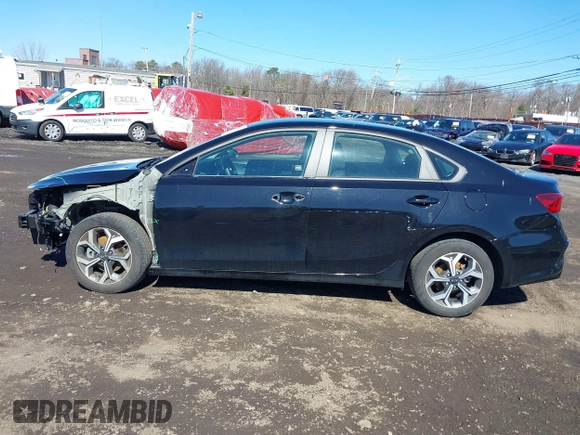 2021 Kia Forte FE with VIN 3KPF24AD1ME326593, listed as a IAAI auction lot 41816413 with 40,938 mi miles and . Bid and sale history available at carsss.com. Image 14.