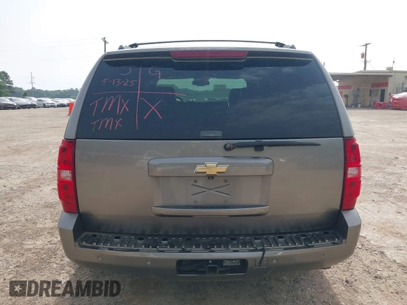 2007 Chevrolet Tahoe LT z VIN 1GNFC13007J351246, wystawiony jako IAAI lot #42270462 z przebiegiem 251 349 mil mil oraz . Historia ofert i sprzedaży dostępna na DreamBid. Obrazek 13.