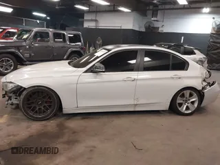 2013 BMW 3 Series 335i xDrive with VIN WBA3B9C54DF586575, listed as a IAAI auction lot 42285797 with 204,461 mi miles and . Bid and sale history available at DreamBid. Image 14.
