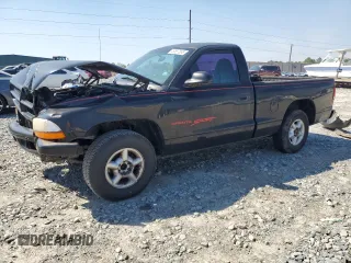 1997 Dodge Dakota z VIN 1B7FL26X0VS281035, wystawiony jako Copart lot #49687855 z przebiegiem 267 422 mil mil oraz Szkoda całkowita • Salvage title. Historia ofert i sprzedaży dostępna na DreamBid. Obrazek 1.