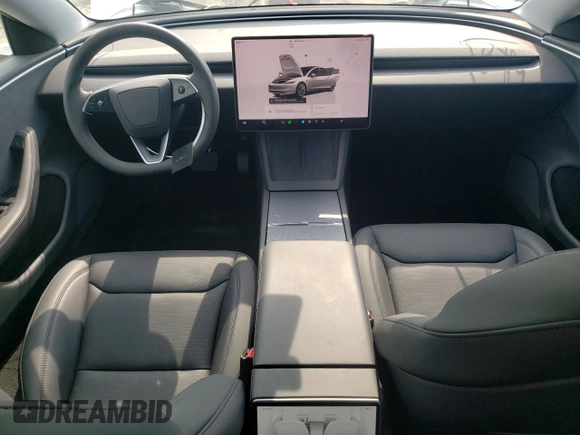 2025 Tesla Model 3 Long Range z VIN 5YJ3E1EB1SF962360, wystawiony jako Copart lot #54586115 z przebiegiem 391 mil mil oraz Szkoda całkowita • Salvage title. Historia ofert i sprzedaży dostępna na DreamBid. Obrazek 8.