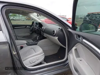 2015 Audi A3 Premium Plus z VIN WAUCCGFF6F1135248, wystawiony jako IAAI lot #42077767 z przebiegiem 75 806 mil mil oraz . Historia ofert i sprzedaży dostępna na DreamBid. Obrazek 5.