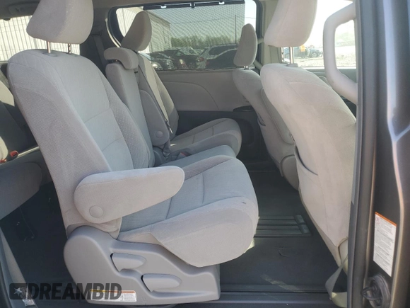 2019 Toyota Sienna LE Auto Access Seat with VIN 5TDKZ3DC3KS993465, listed as a Copart auction lot 54182655 with 702 mi miles and Clean title. Bid and sale history available at DreamBid. Image 11.