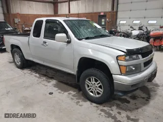 2011 Chevrolet Colorado LT w/1LT with VIN 1GCJTCF90B8101580, listed as a IAAI auction lot 41873005 with 99,685 mi miles. Bid and sale history available at carsss.com. Image 1.