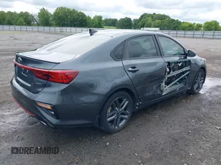 2021 Kia Forte GT-Line z VIN 3KPF34AD9ME293470, wystawiony jako IAAI lot #42335104 z przebiegiem 75 132 mil mil oraz . Historia ofert i sprzedaży dostępna na DreamBid. Obrazek 4.